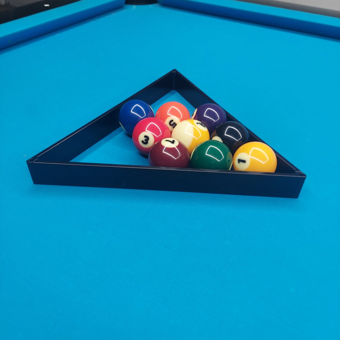 Plain billet pool rack