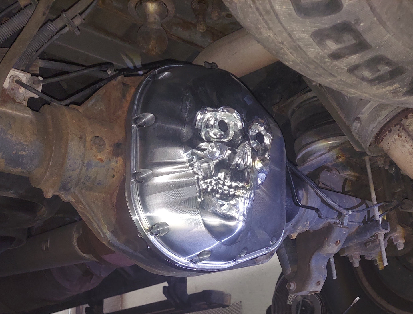 Billet Skull Differential Cover fits Ford Sterling 10.5